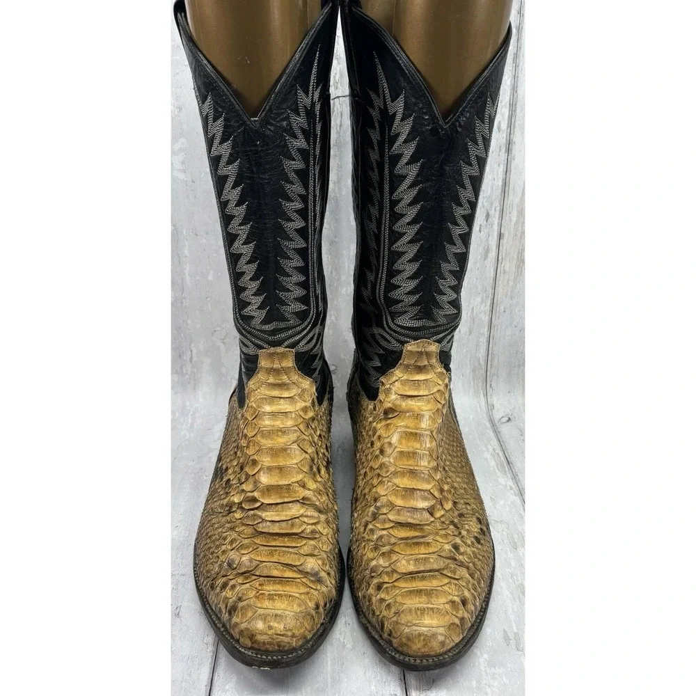Cowtown vintage python